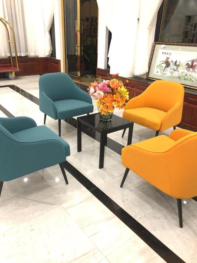磅同皇家酒店 Kâmpóng Thum 外观 照片